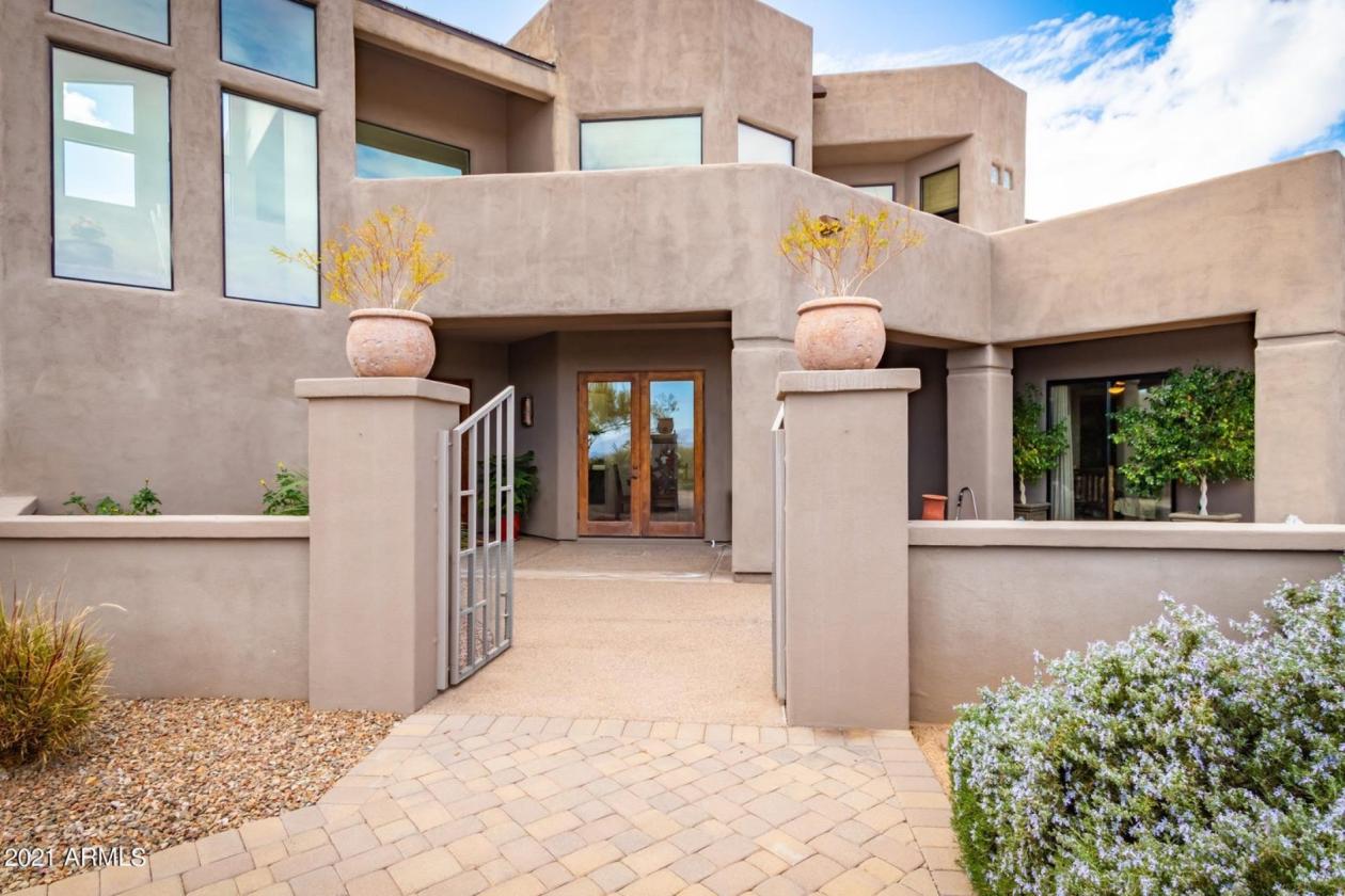 LUXURY EQUESTRIAN ESTATE,  2.7 ACRES - photo 5