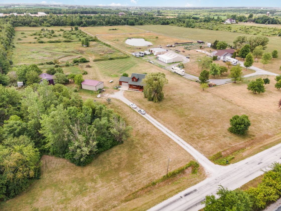 Horse Property for sale.