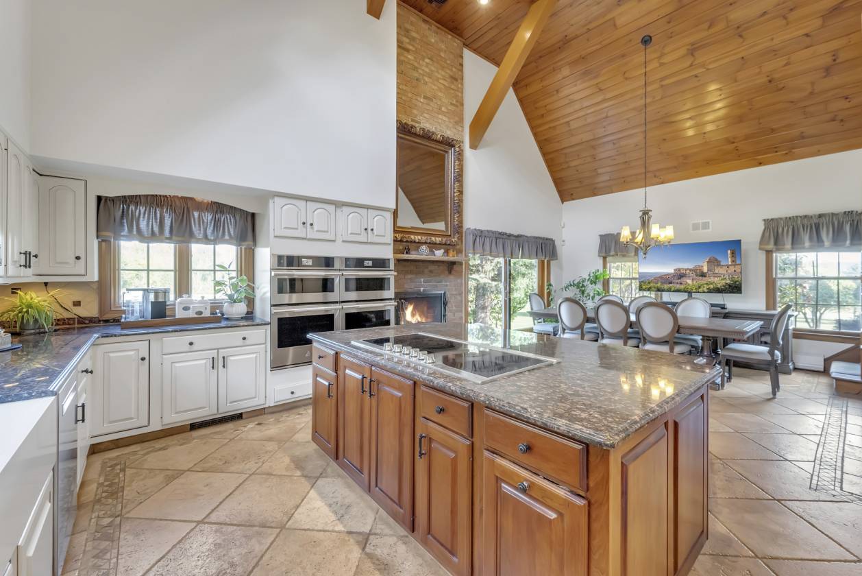 Extraordinary 30-Acre Equestrian Estate! - photo 24