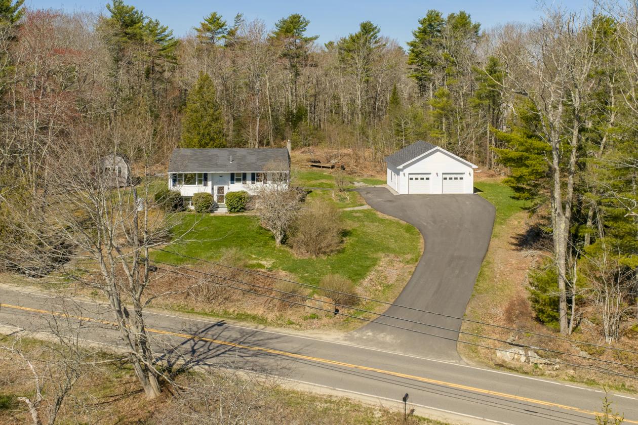 Split level ranch on 10 wooded acres in West Bath - photo 17