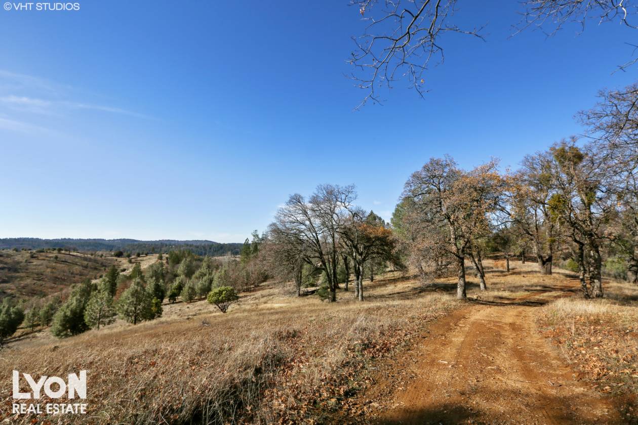 600 Acres for your Dream Equestrian Facility!! Colfax, Placer County