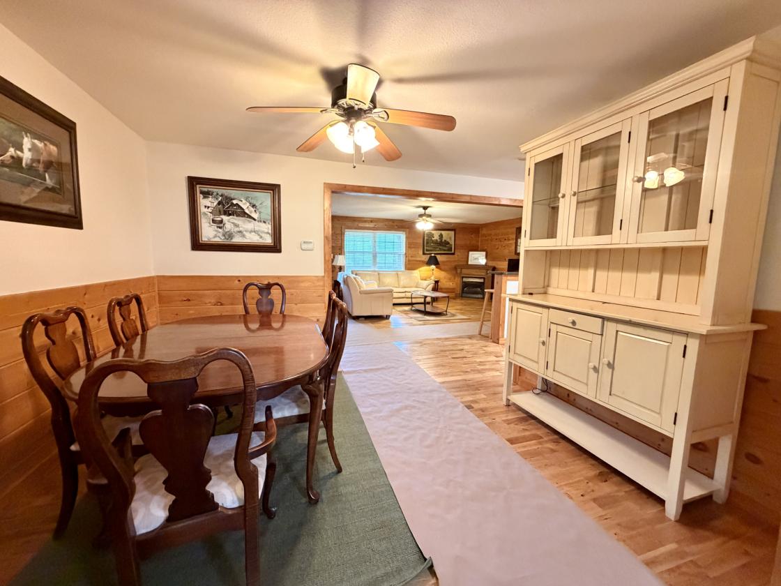 Custom Home On 271.28 Acres - photo 9
