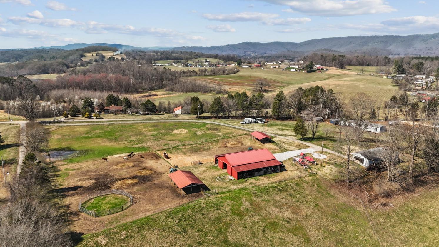 Rare East TN 36 acre farm on the Emory River - photo 17