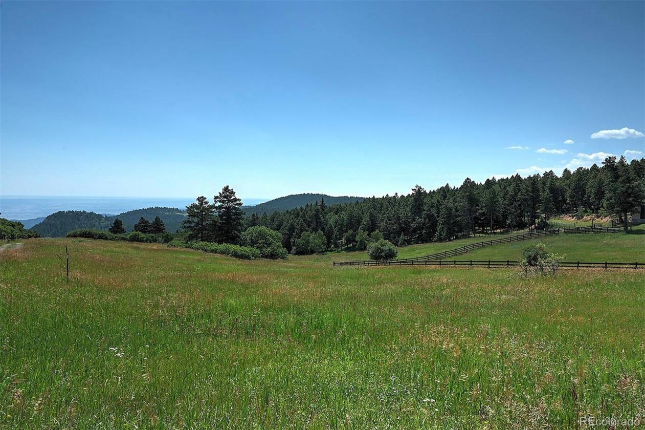 Horse Property for sale.