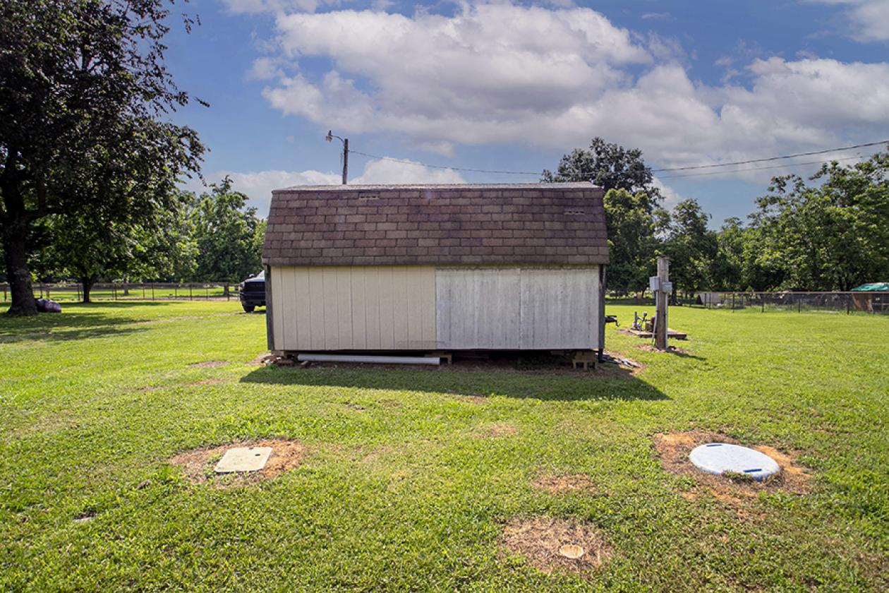 Turnkey Horse Farm on 5 acres with barn - photo 26