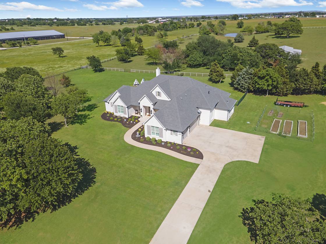 Located in horse country in Denton County - photo 29