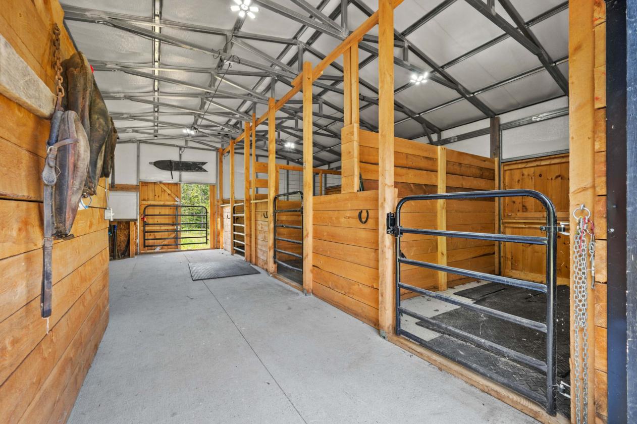 Gorgeous Equestrian Property - Western Maine - photo 20