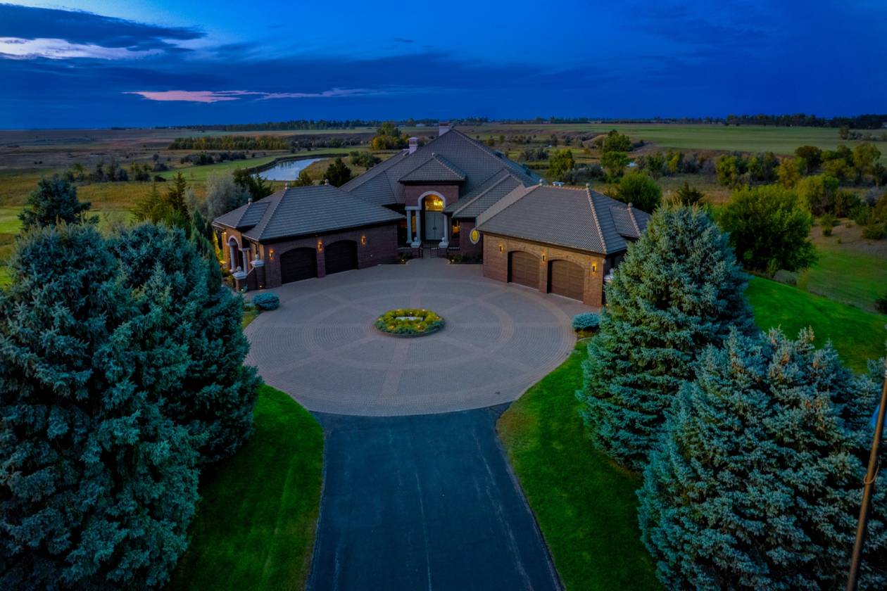 Horse Property for sale.