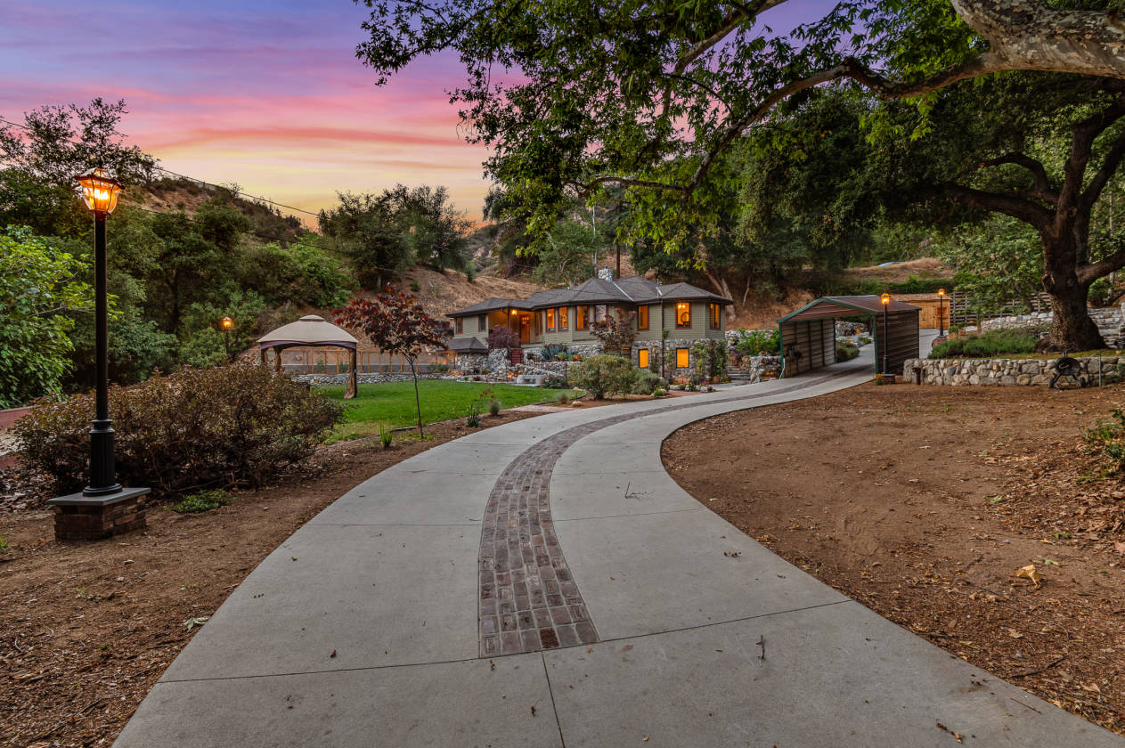 Horse Ranches For Sale in Los Angeles County California United States