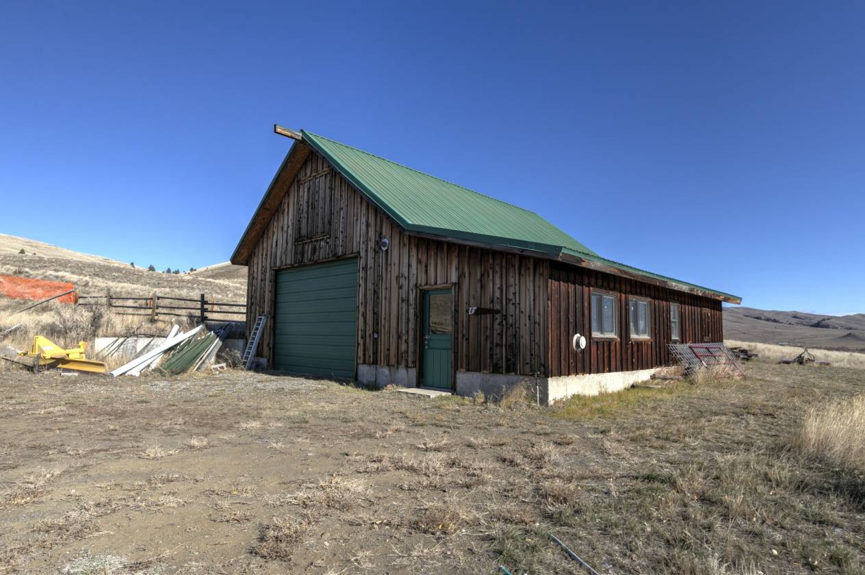 Phantom Spring Ranch on 470± Acres - photo 16