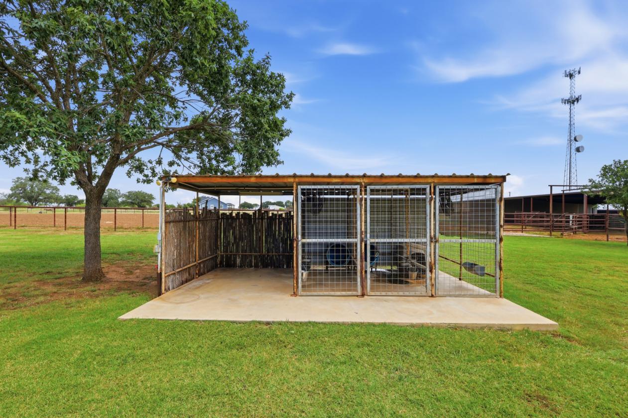Turn Key Horse Property In South Central Texas - photo 16