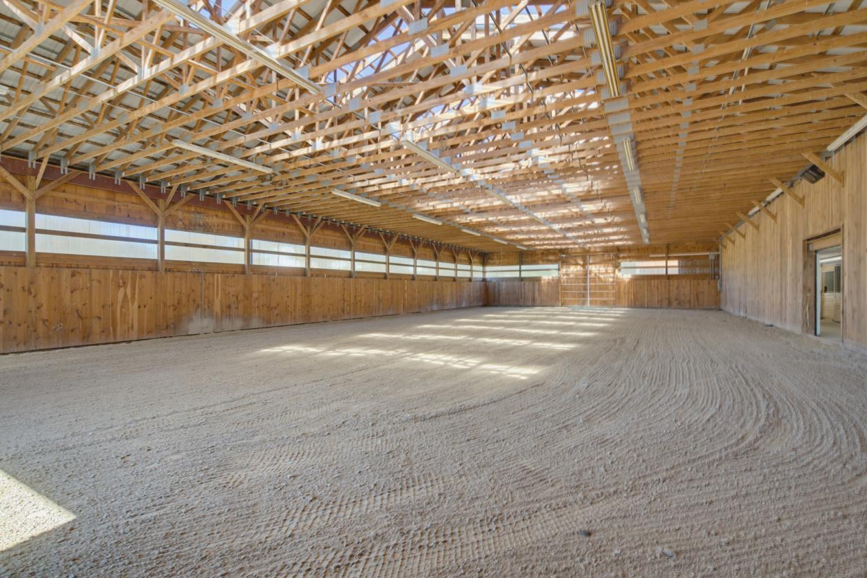 Equestrian Estate with endless possibilities - photo 8