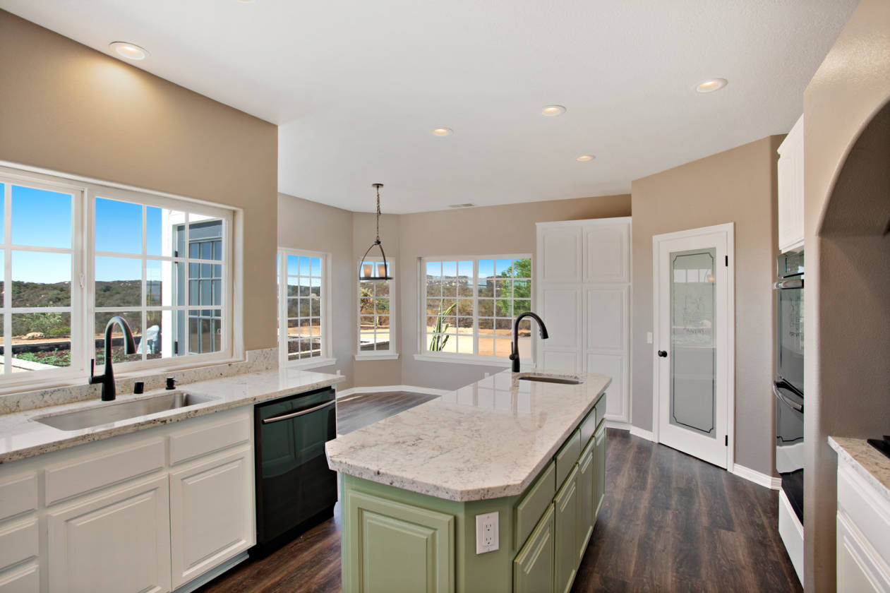 BACK FORTY RANCH 40 ACRE ESTATE AND HORSE RANCH Lake Elsinore