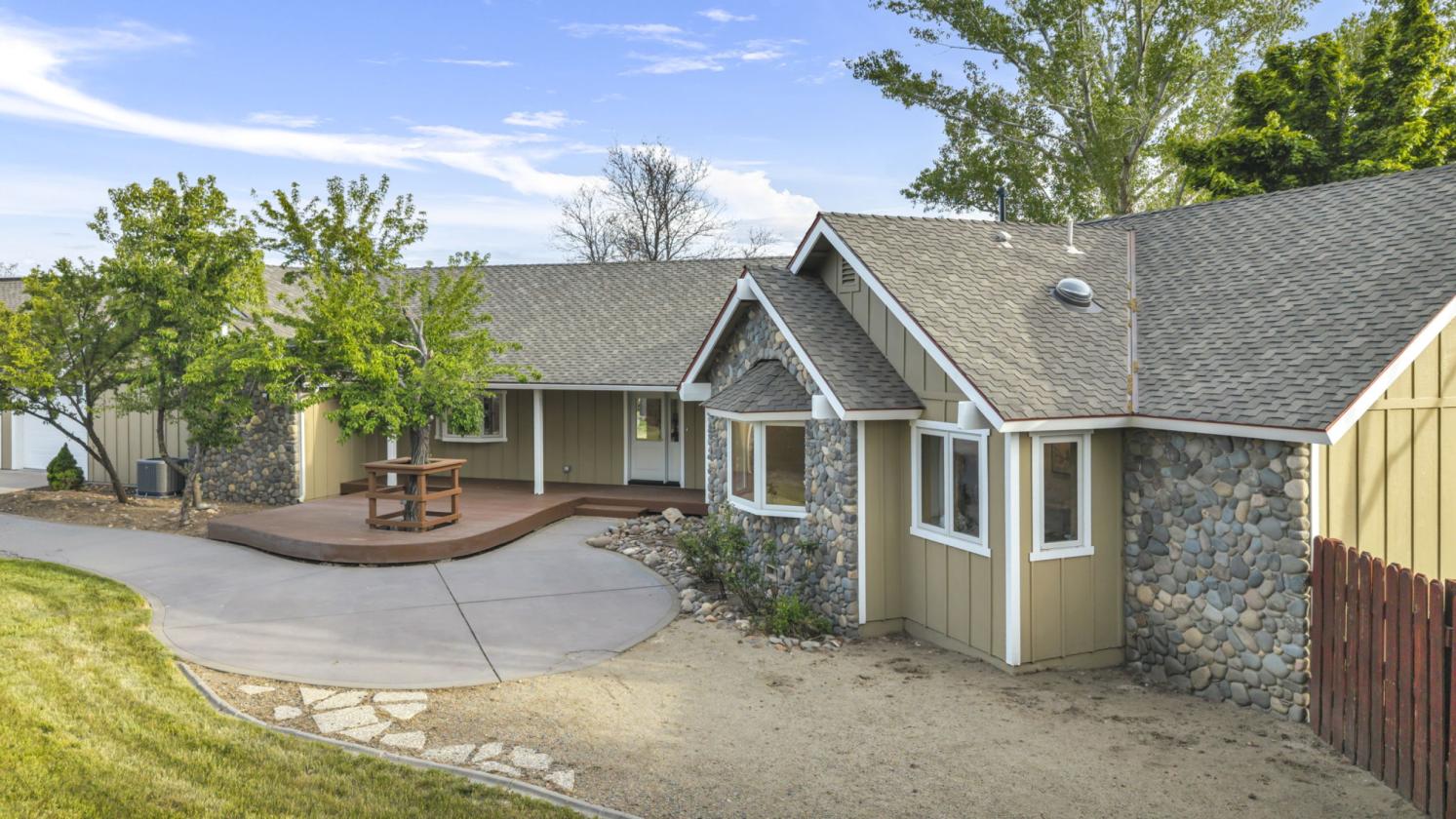 1.5 MILLION DOLLAR REMODELED HORSE ESTATE - photo 18