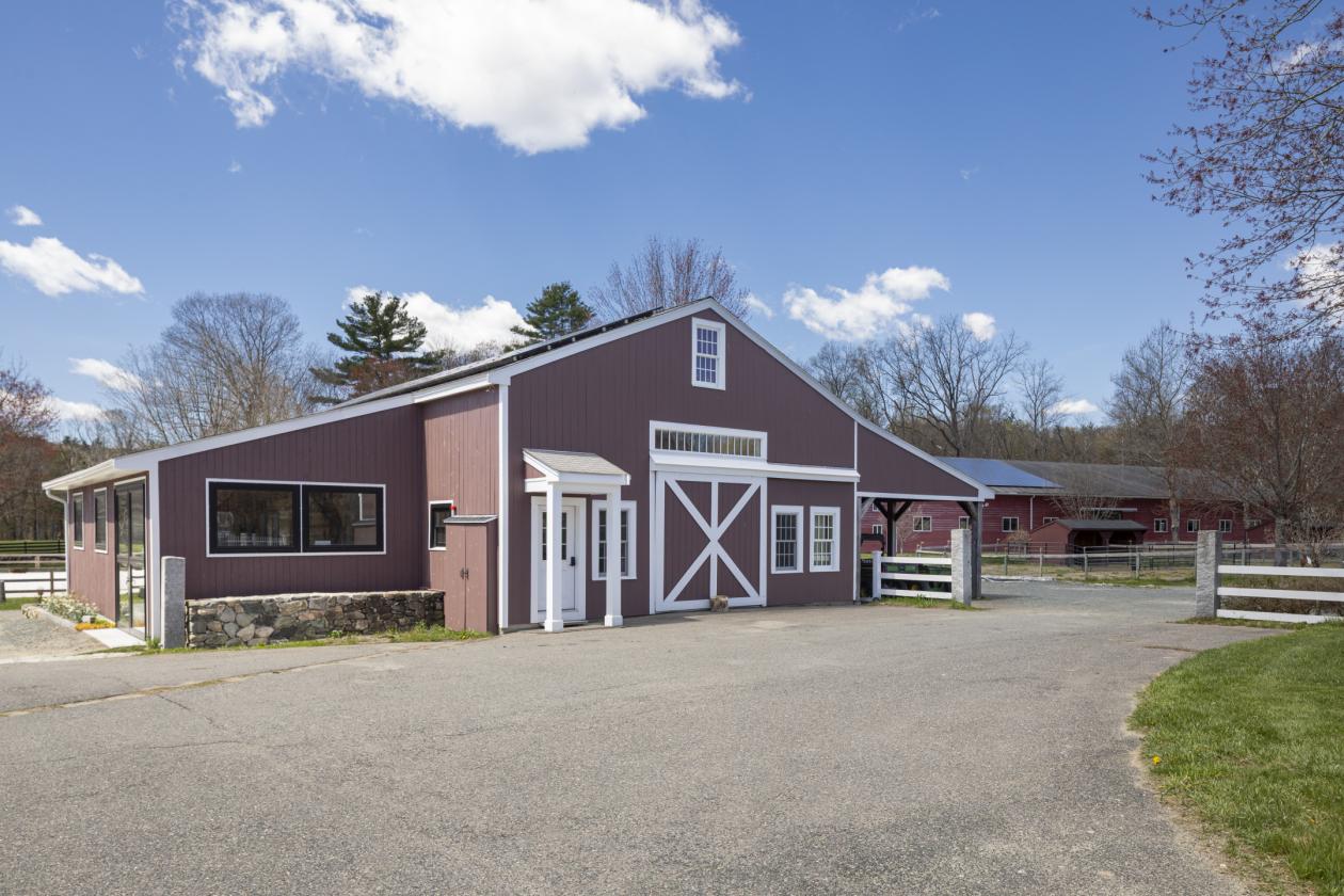 Turnkey Equestrian Estate with Indoor Arena - photo 21