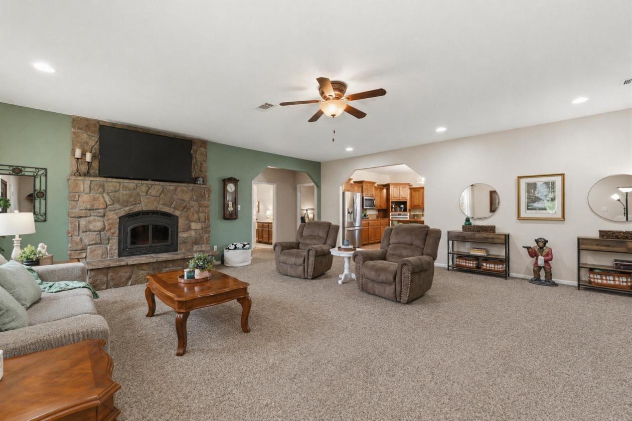 67-Acres 6000 SqFt Estate - photo 11