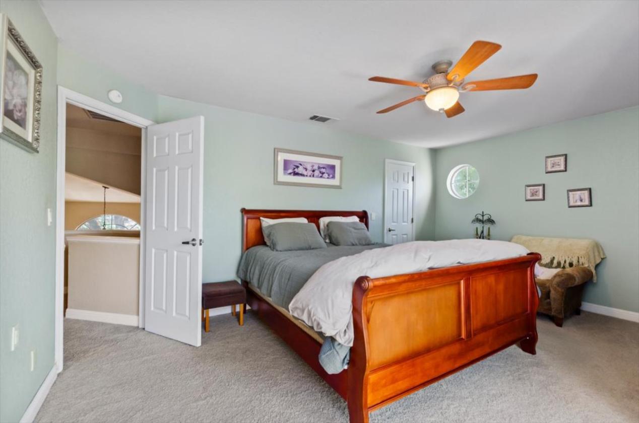 Beautiful Country home for the family on 5+ AC - photo 13