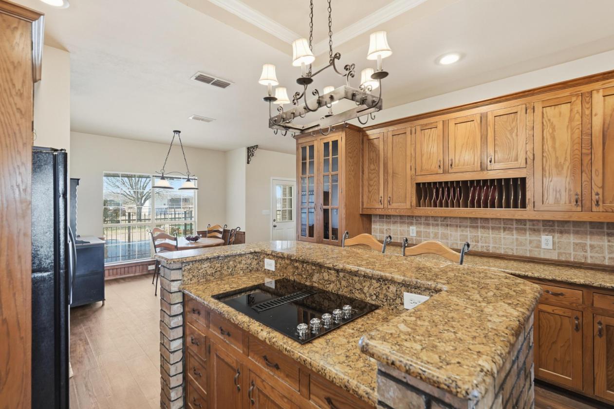 Lovely home with Pool on 9+/- AC Fully Pipe Fenced - photo 10