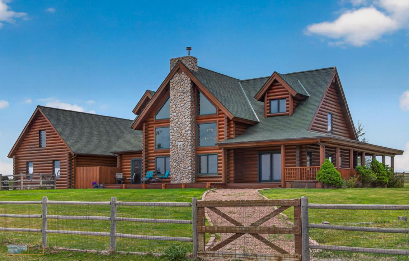 Log Home on 40 Acres! - photo 3