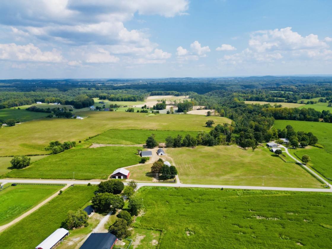 Country Farmstead Near Lake Cumberland! - photo 15
