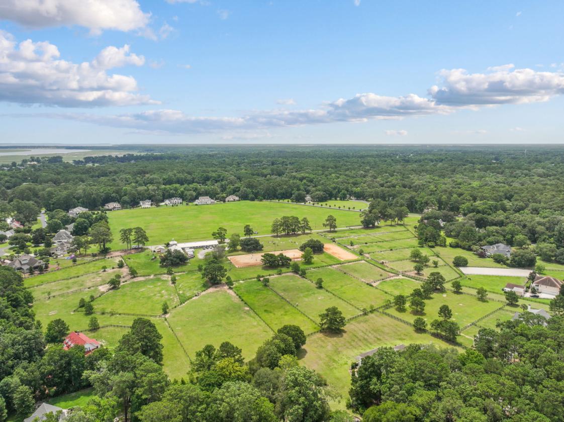 Equestrian Enclave on Two Acres - photo 2