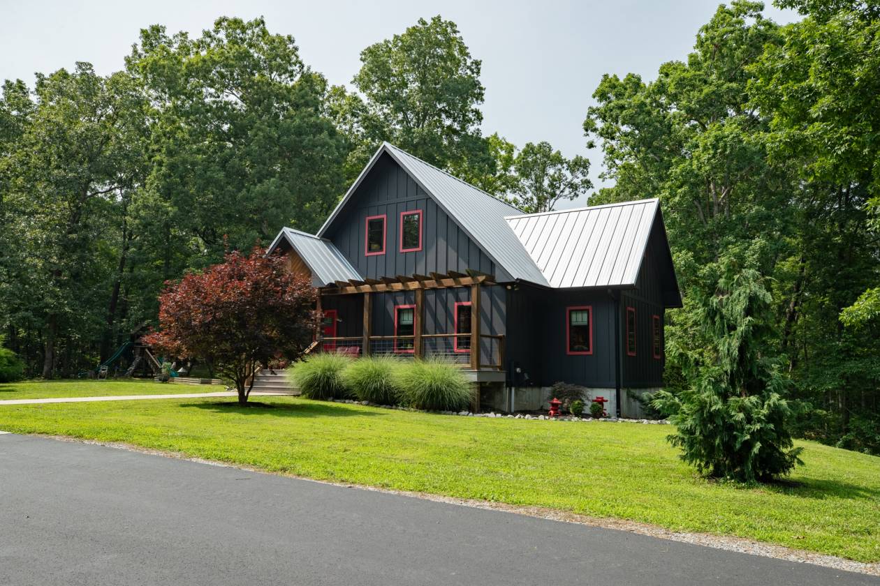 Horse Property for sale.