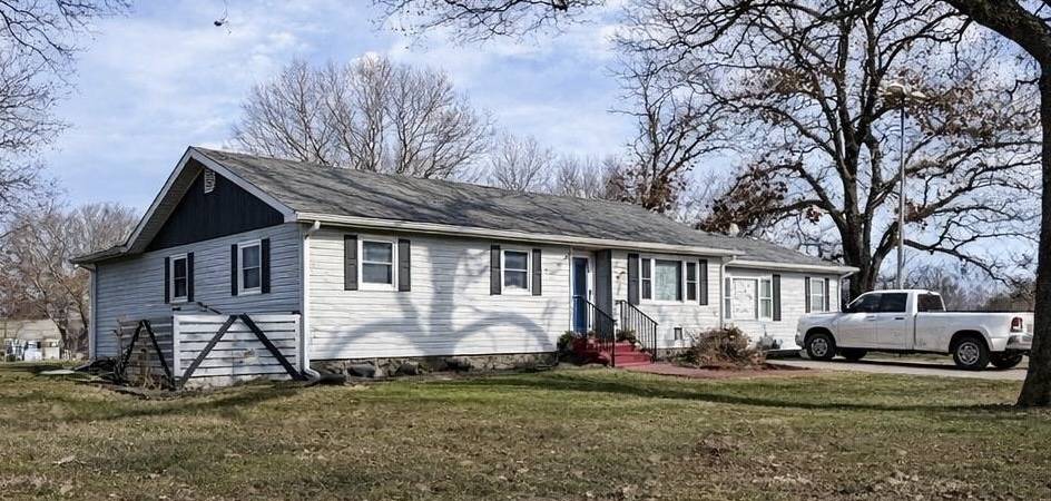 Horse Property for sale.