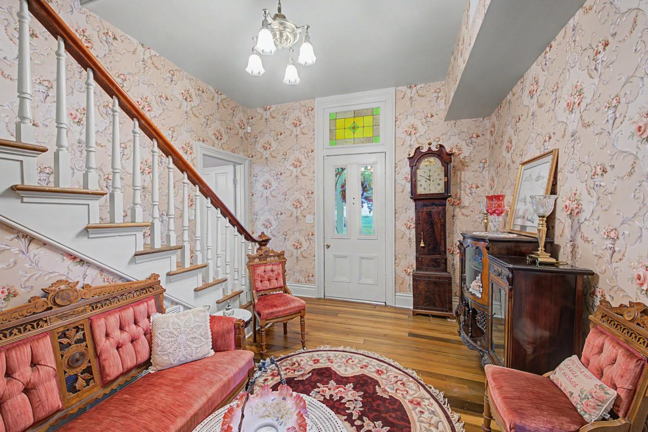 GORGEOUS PROPERTY WITH 12.72 ACRES - photo 23