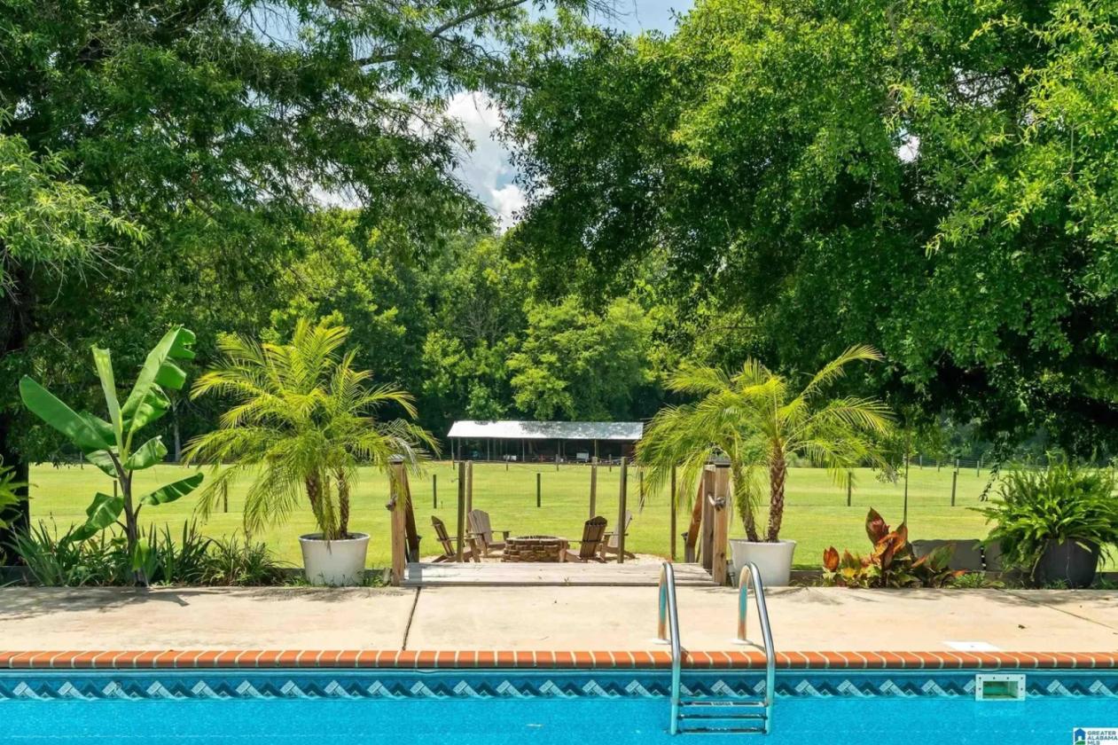 SIGNATURE 14-ACRE ESTATE - photo 15