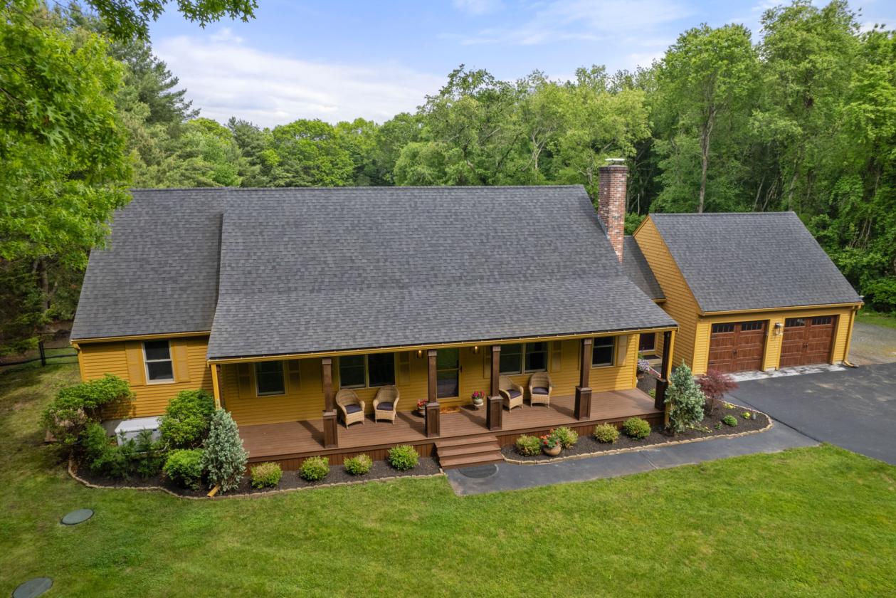 Idyllic & Private Equestrian Estate - photo 4