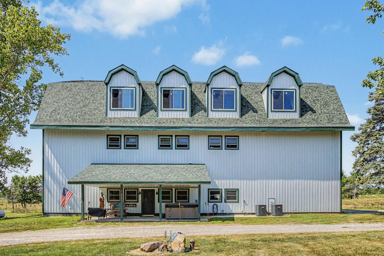 Indoor Arena on 26 Acres with Large Home - photo 1