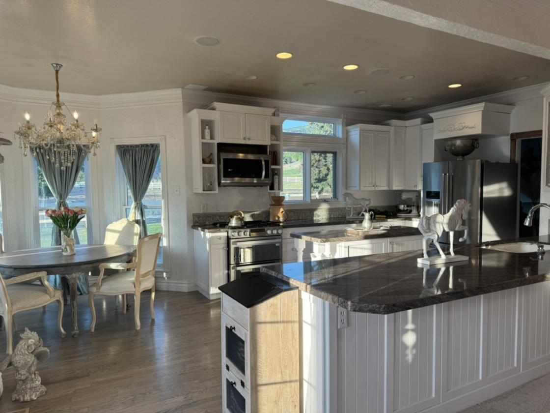 Enchanting Equestrian Estate with Covered Riding Arena - photo 23