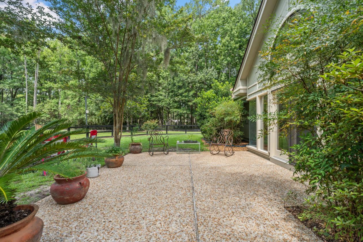Equestrian Enclave on Two Acres - photo 17