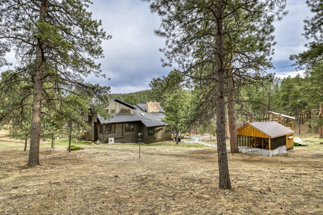 Luxury Estate on 5 Acres - photo 29