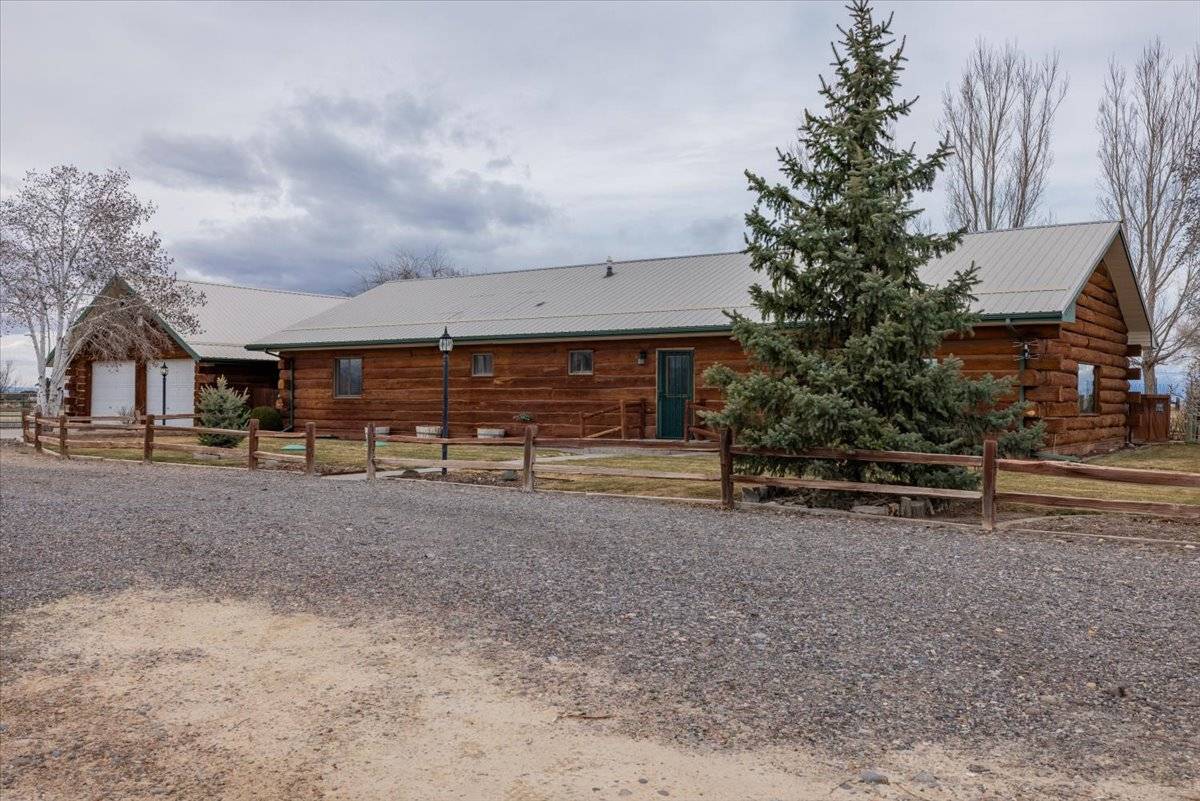 Horse Property for sale.