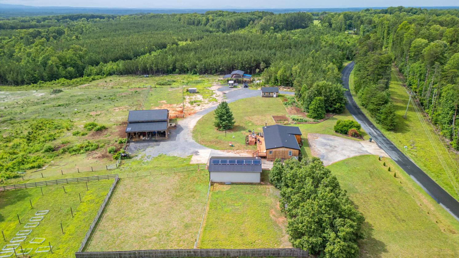 Buckingham Horse Farm - photo 9