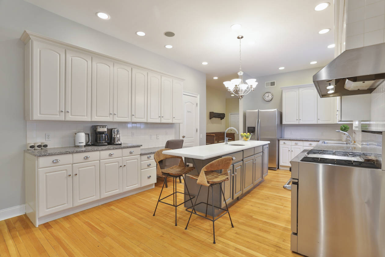 Beautiful Horse Farm in Newtown, CT Newtown, Fairfield County