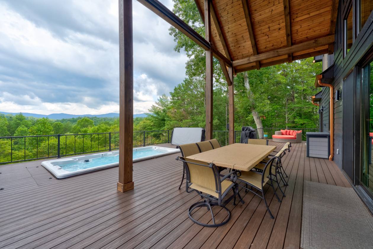 Welcome to "Holly Hill" Your luxury estate - photo 27