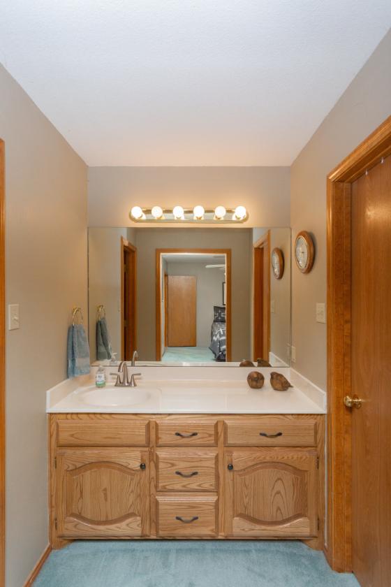 Equine enthusiasts dream property! - photo 29