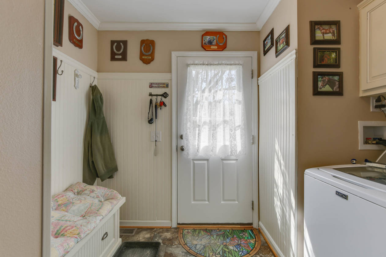 42.99 AC HORSE FARM Zuni, Southampton County, Virginia