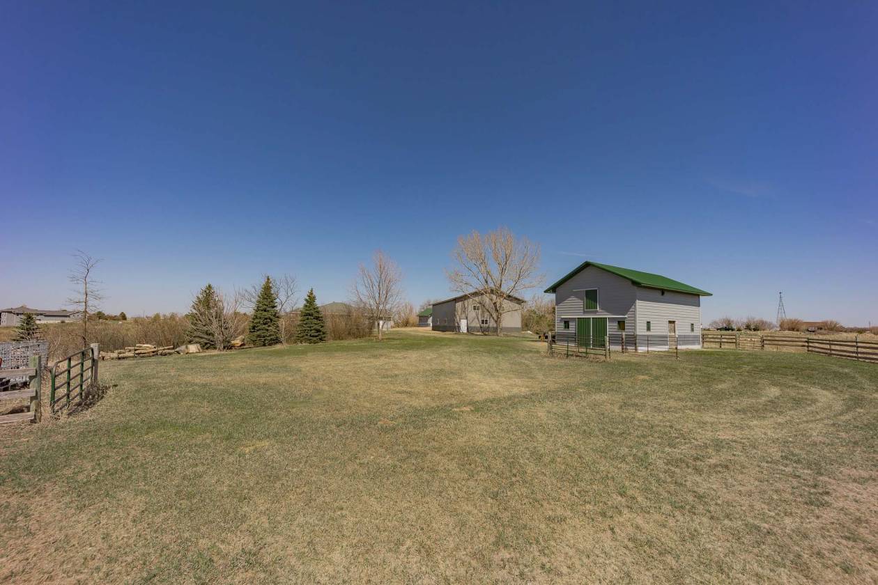Horse Property for sale.