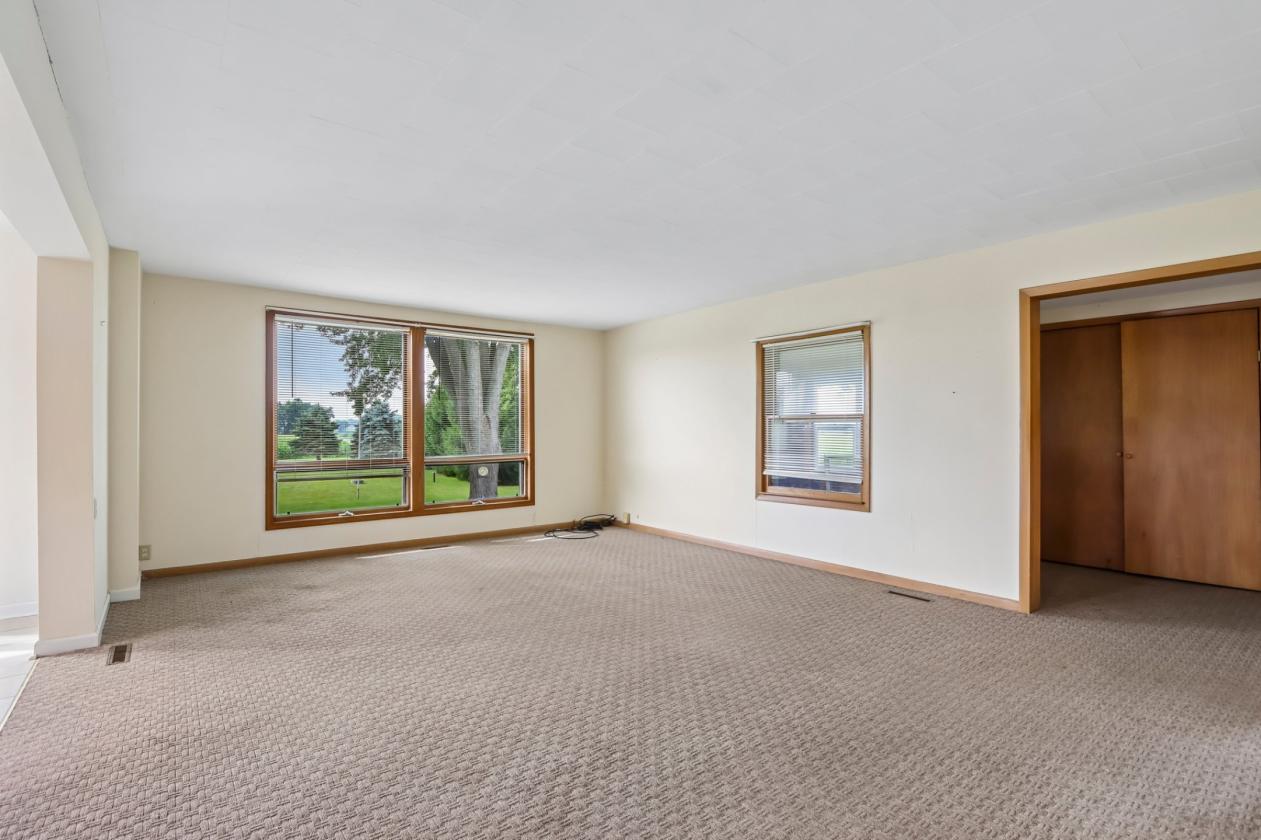 Farmette on 3+ Acres - photo 24