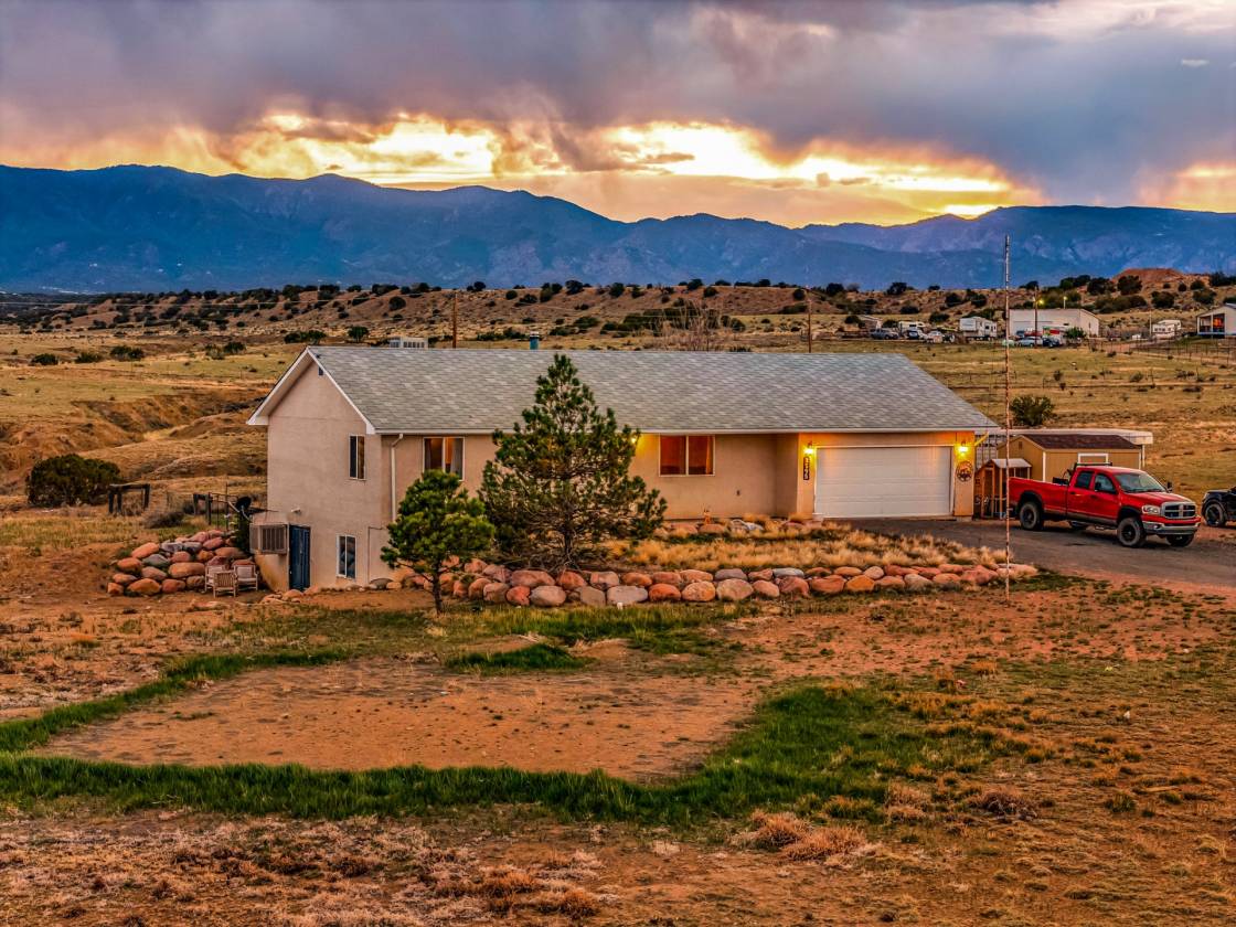 Horse Property for sale.