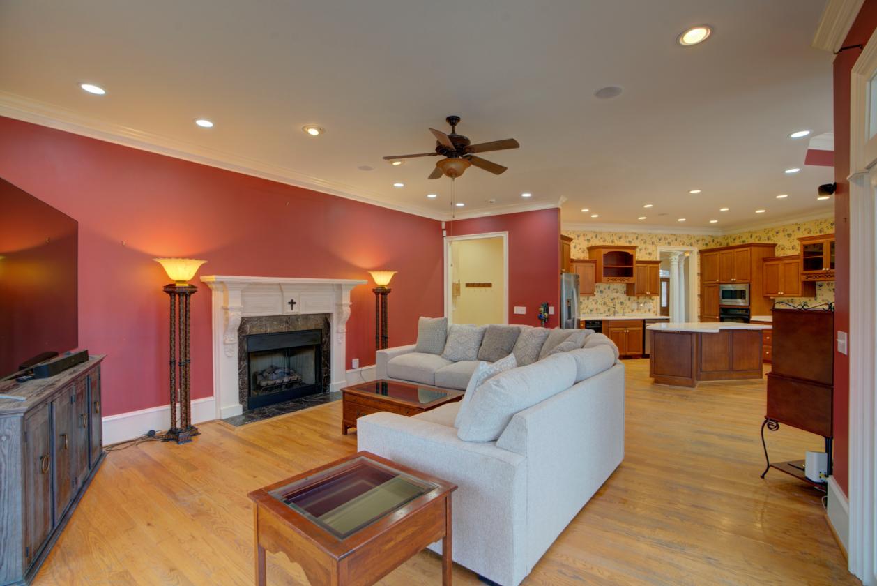 Private 170 Acre Estate With 27 Acre Lake - photo 12