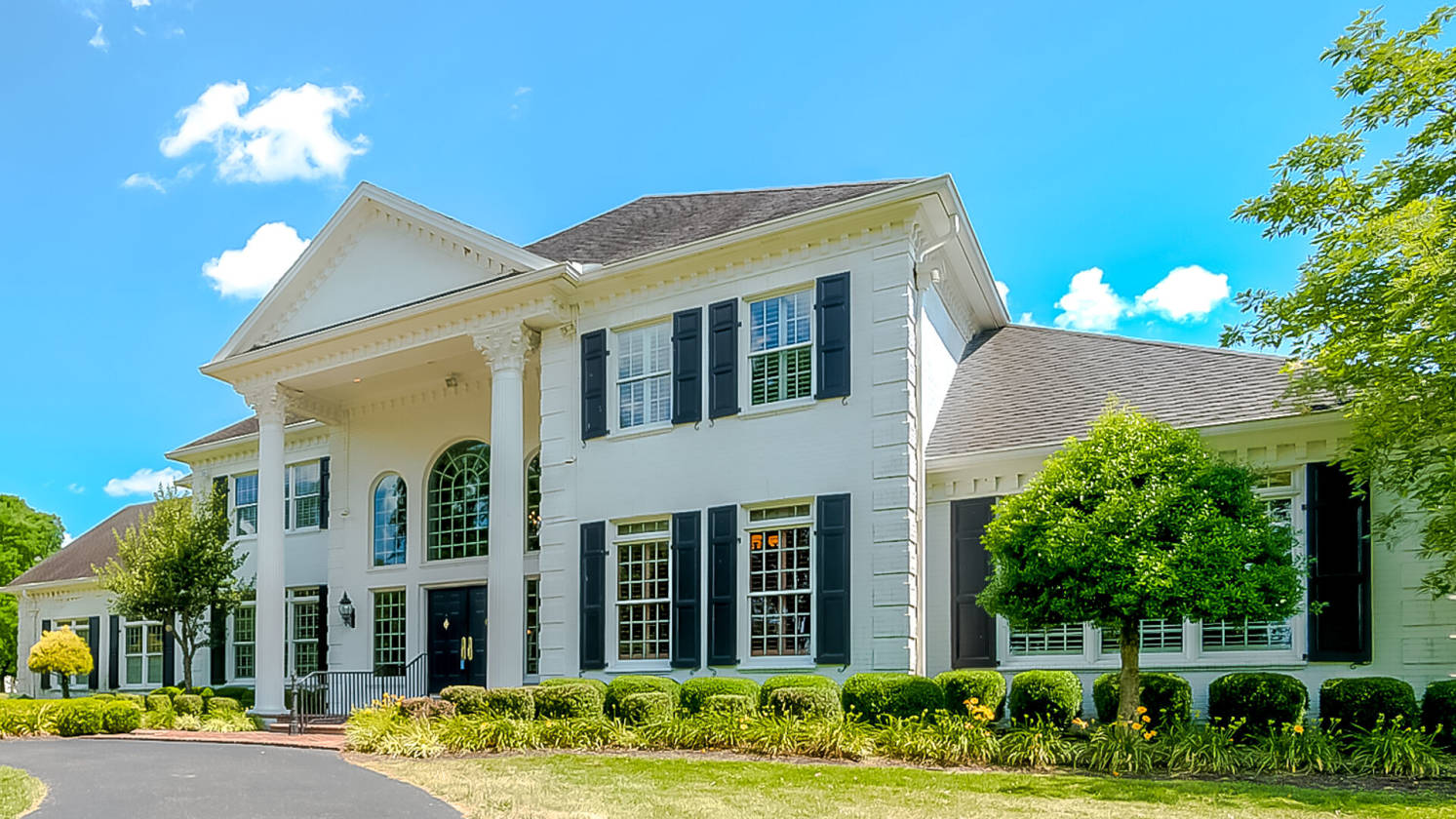 40 Acre Lexington, Kentucky Estate with Luxury Residence Lexington