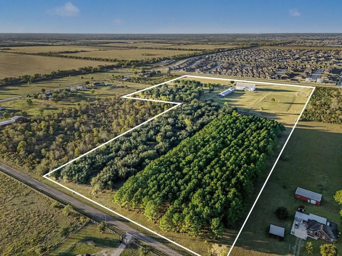 30 Acre Luxury Equestrian Estate | 8,100 SF Home - photo 3