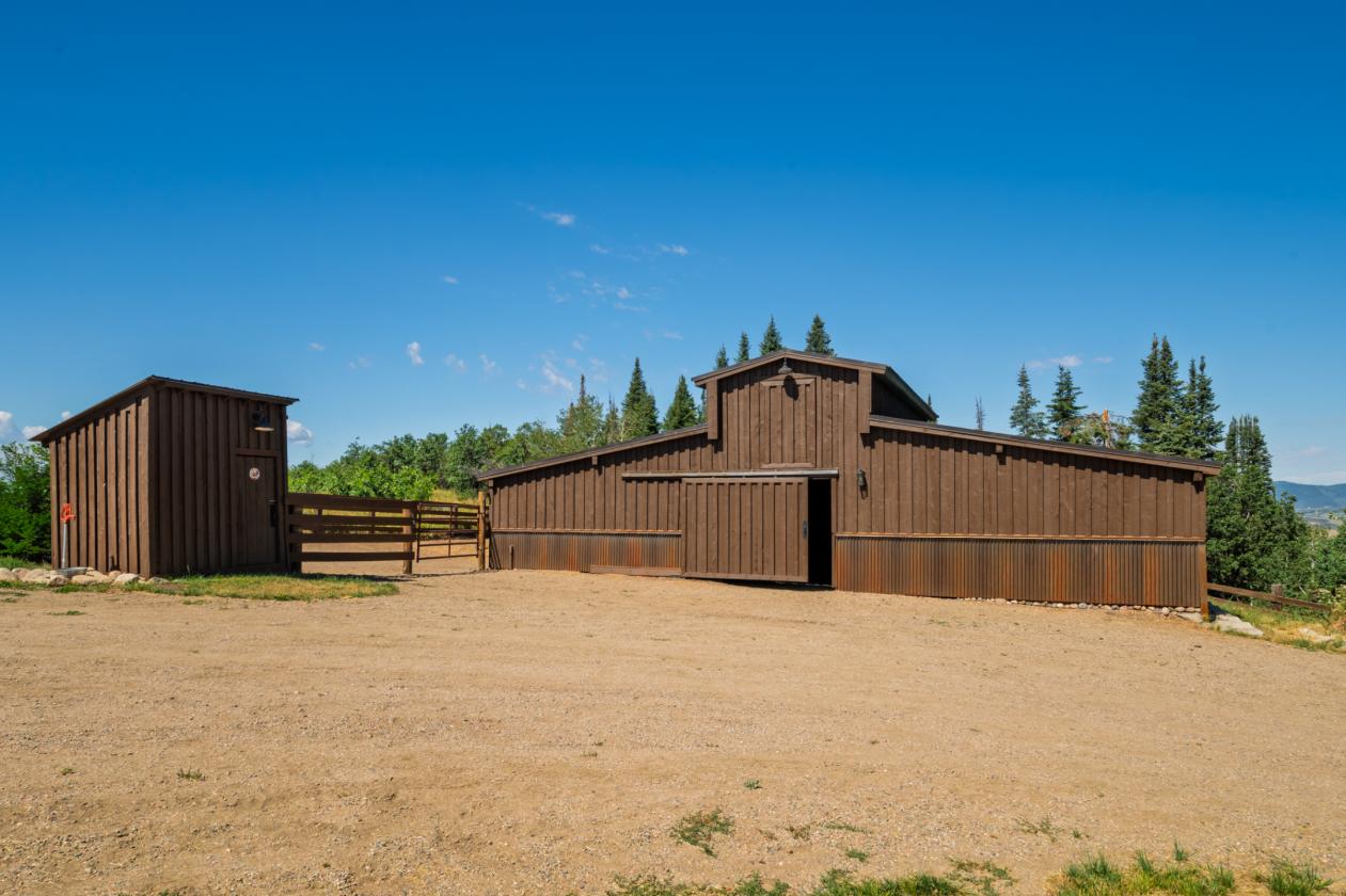 Mountain Rustic Charm Ranch - photo 11