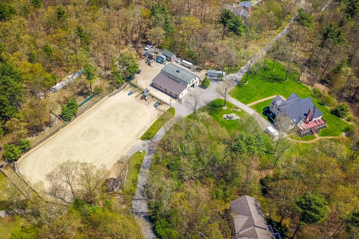 Magnificent is an understatement!! Must see in Bolton MASS Bolton