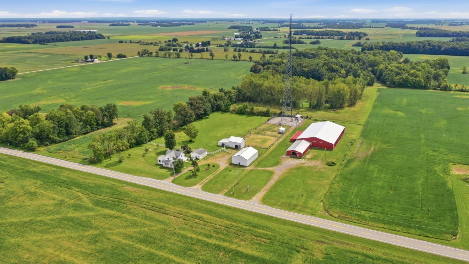 Country Living with Exceptional Equestrian Facilities - photo 8