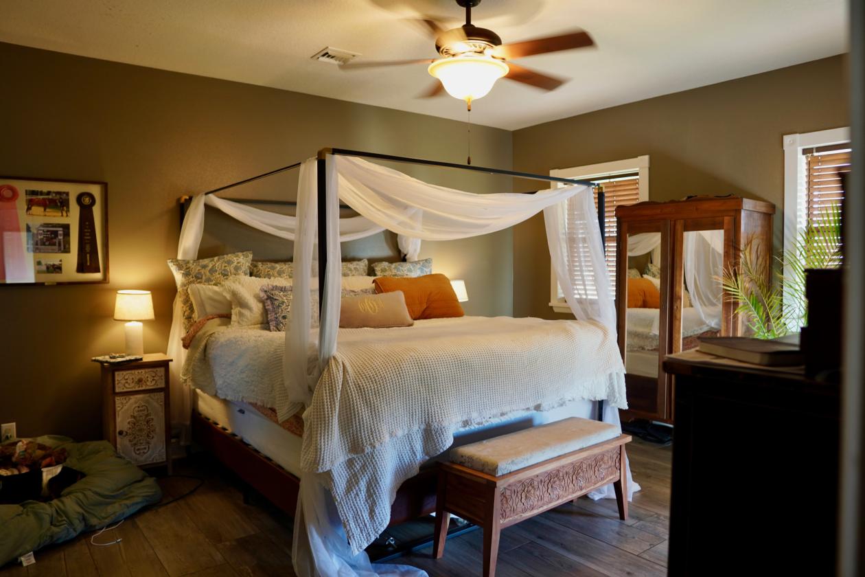 A picture-perfect equestrian estate - photo 12